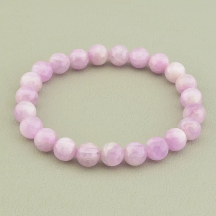 Кунцит: Ніжність квітучого саду